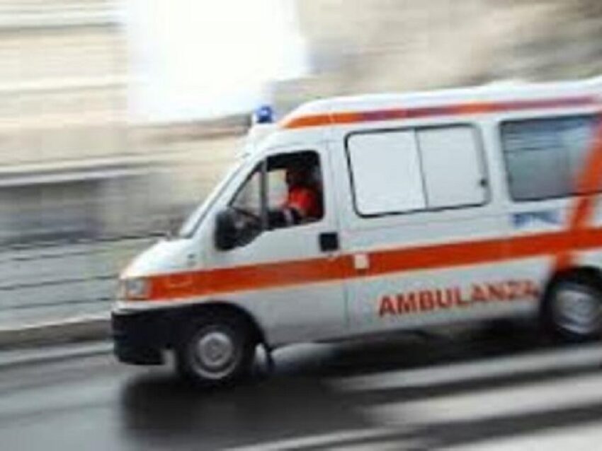 Malore davanti alla stazione, muore 48enne. Secondo malore fatale in poche ore - Grandeinganno