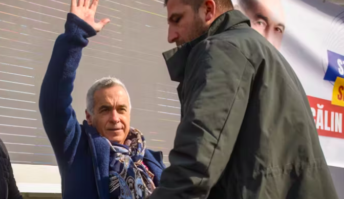 Romania, siamo al Colpo di Stato! Arrestato il Candidato Călin Georgescu dopo che gli avevano Annullato le Elezioni e indicato ancora Vincente nei Sondaggi, mentre si Recava a Depositare la Candidatura! E' questa l'Europa Democratica ? Vance aveva ragione!