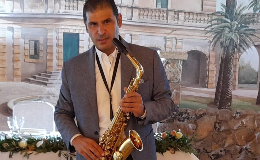Colto da malore a 48 anni: Scicli in lutto per il musicista scomparso - Grandeinganno