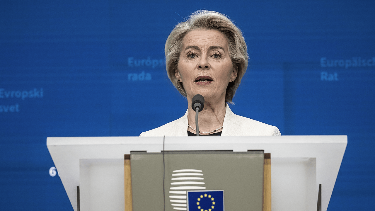 Claudio Borghi ▷ "Rearm Europe? Il trucco è talmente goffo che tutti dovrebbero accorgersene"