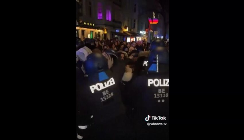 Berlino, 8 marzo 2025: la polizia colpisce con pugni e manganellate donne in marcia pacifica pro-Palestina - Grandeinganno