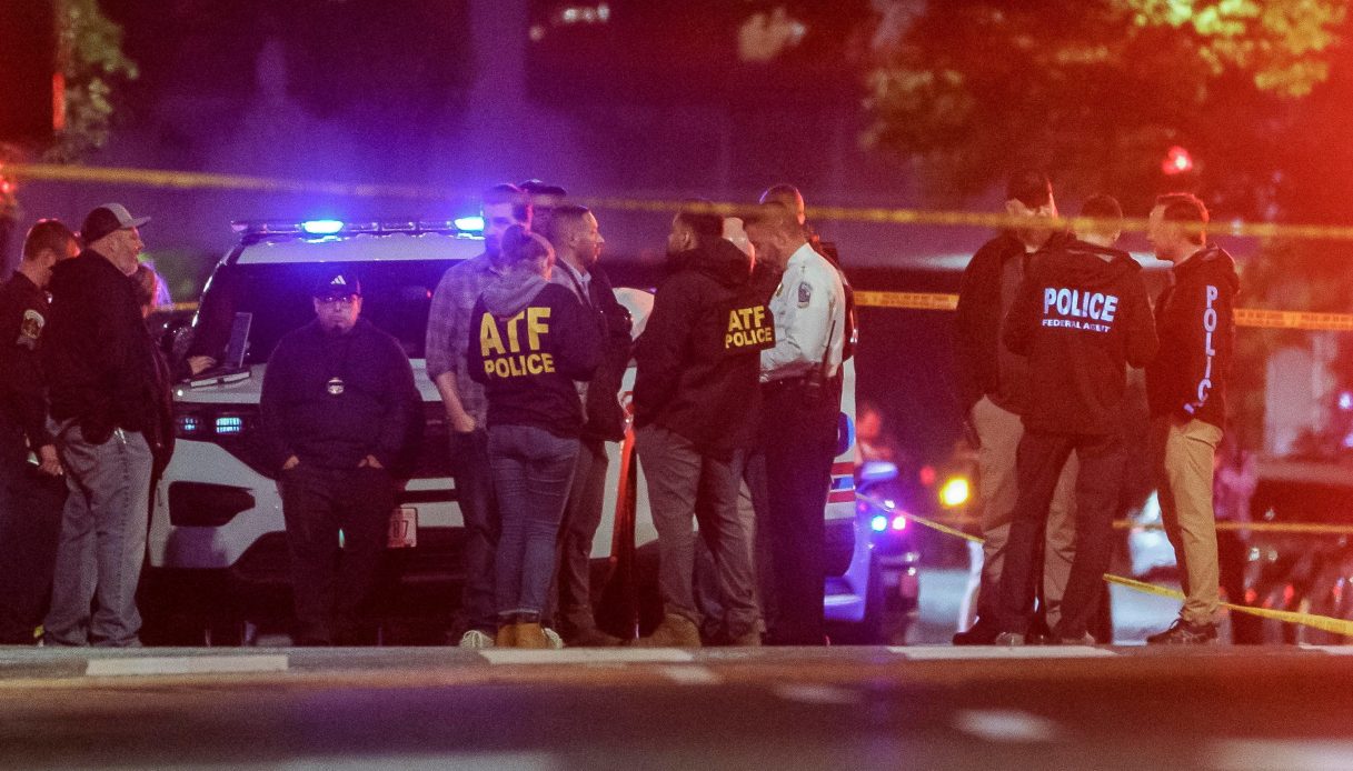 Uccisi due membri dell'ambasciata israeliana a Washington, arrestato il 30enne Elias Rodriguez