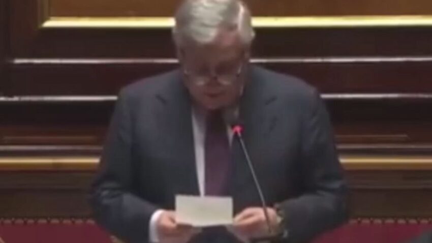 Tajani non ne azzecca una: "devo dire che i dati è gli orari sono molto chiari: sabato 31 febbraio c'è stato il bombardamento" - Grandeinganno